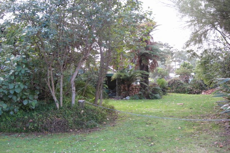 Photo of property in 51 Te Mako Mako Lane, Hatepe, Turangi, 3382