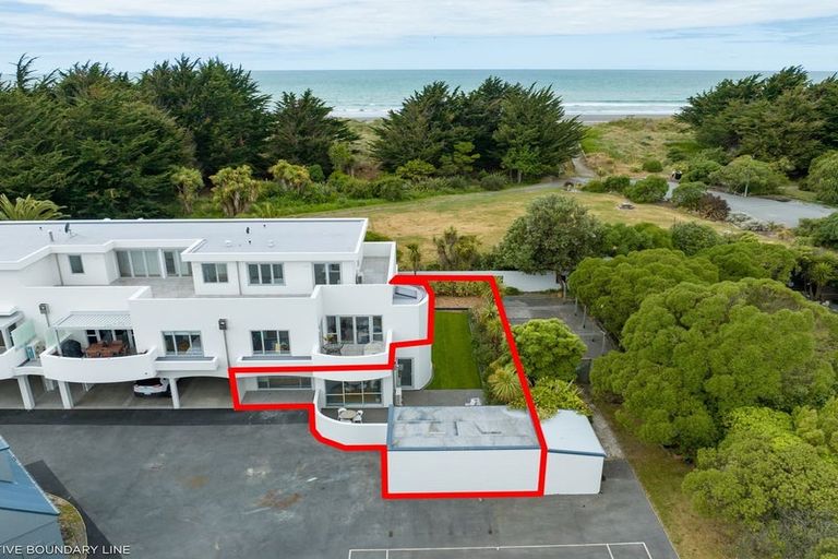 Photo of property in 2/8 Ballance Street, Waimairi Beach, Christchurch, 8083