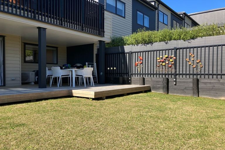 Photo of property in 1/19 Ringi Lane, Orewa, 0931