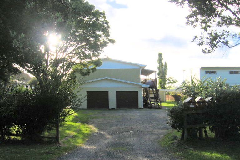 Photo of property in 39 Tahuna Road, Paihia, 0200