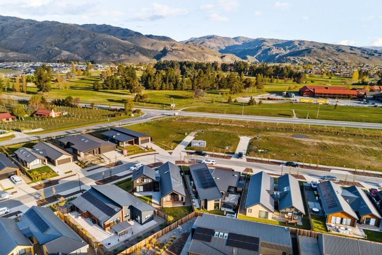 Photo of property in 11 Blondie Drive, Cromwell, 9310