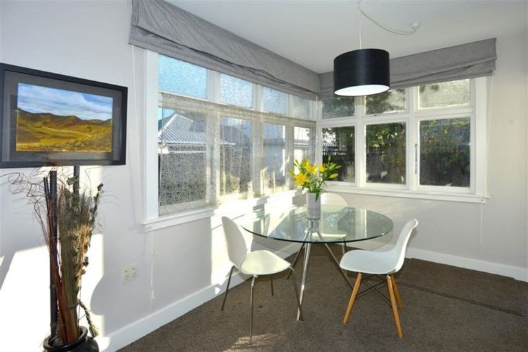 Photo of property in 51 Gresford Street, Edgeware, Christchurch, 8013