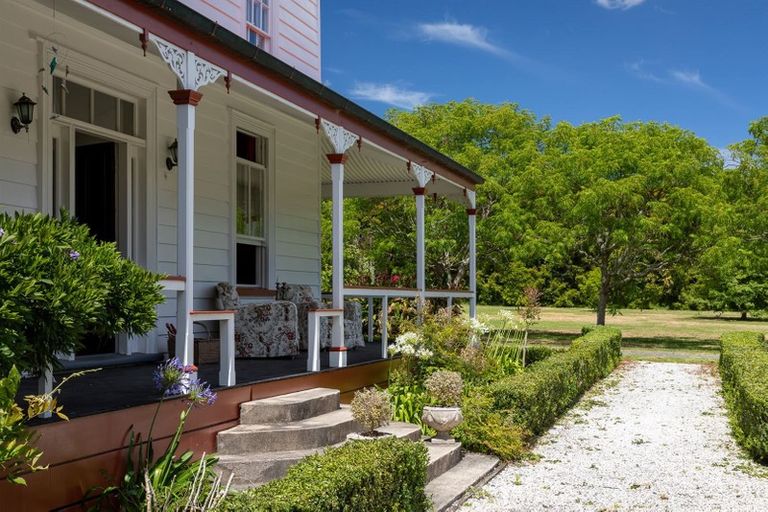 Photo of property in 374 Te Ahu Ahu Road, Waimate North, Kaikohe, 0472