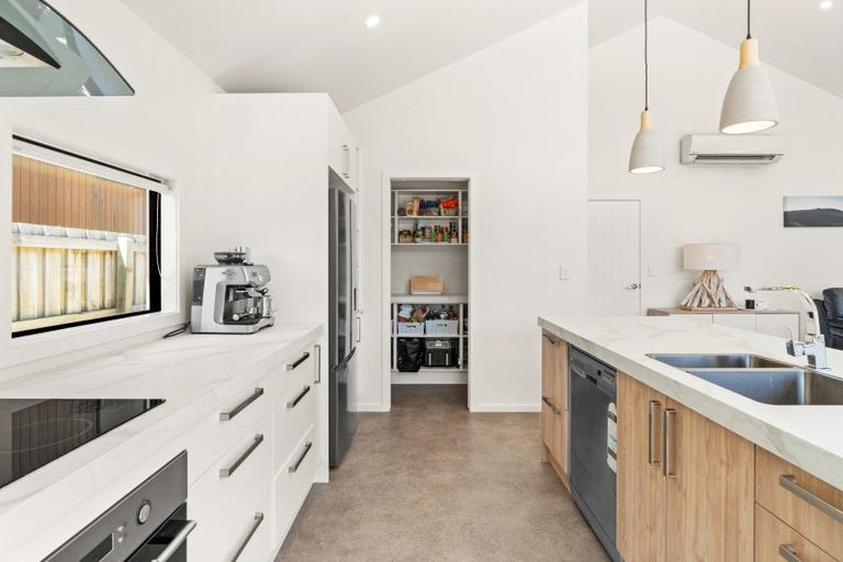 Photo of property in 8 Boundary Road, Kinmont Park, Mosgiel, 9024