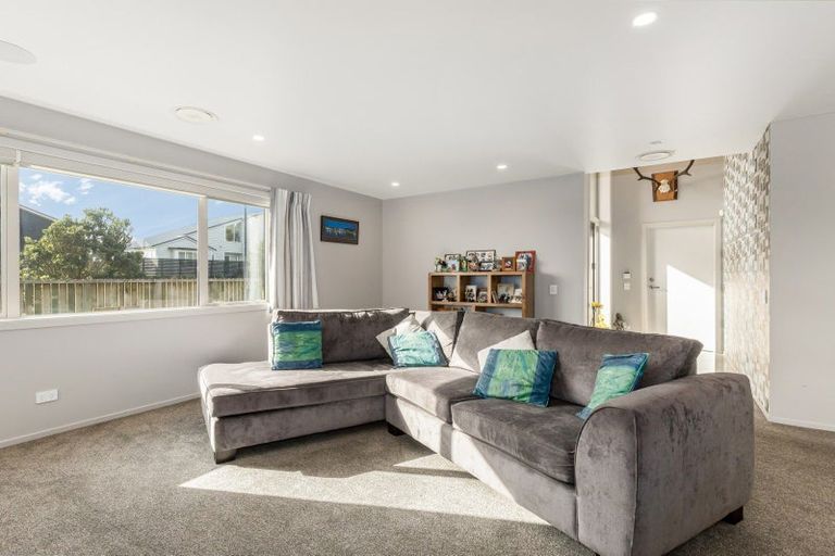 Photo of property in 60 Cedarwood Street, Woodridge, Wellington, 6037