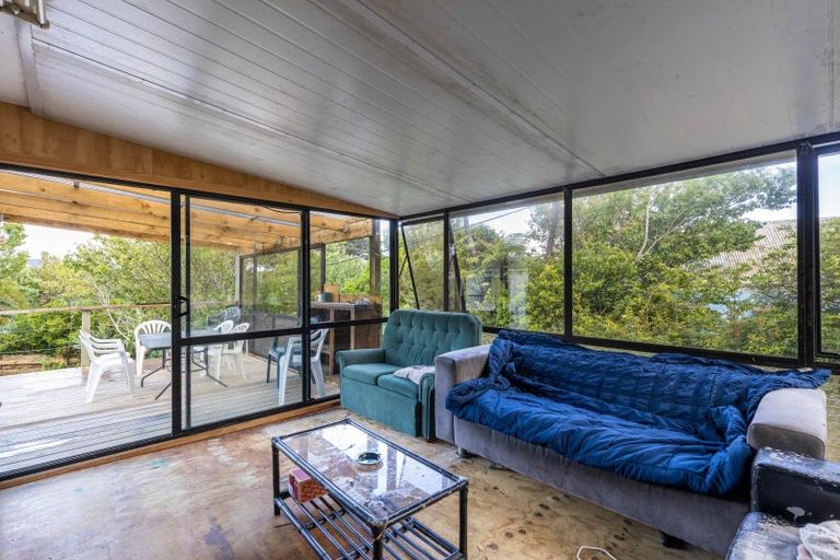 Photo of property in 150 Seaview Road, Westown, New Plymouth, 4310