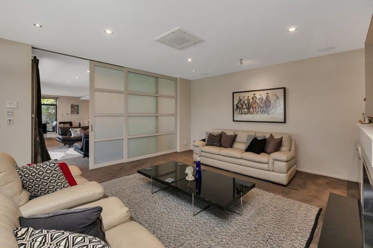 Photo of property in 12 Rauiri Drive, One Tree Point, 0118