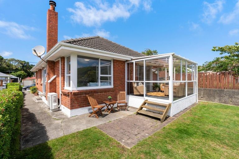 Photo of property in 48 Tarawera Road, Johnsonville, Wellington, 6037