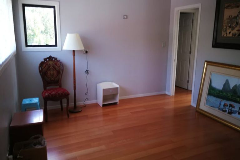 Photo of property in 26a Raleigh Road, Northcote, Auckland, 0627