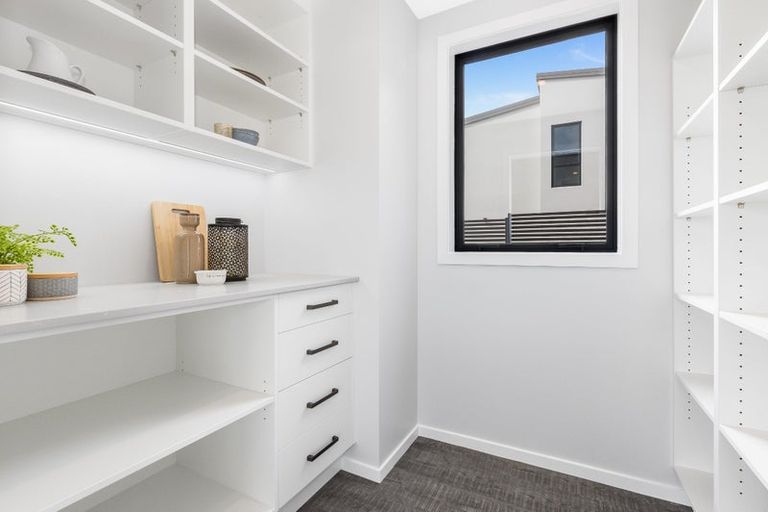 Photo of property in 2a Kaiaho Close, Aotea, Porirua, 5024