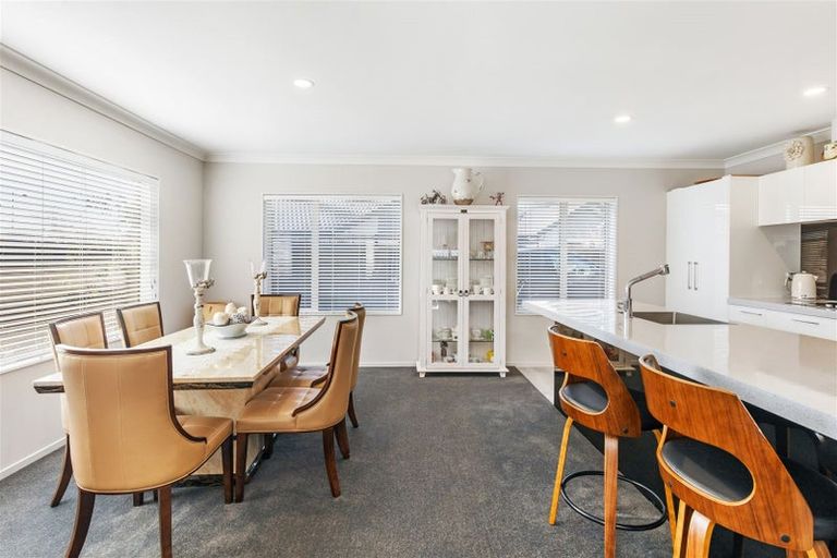 Photo of property in 5 Amoka Crescent, Parklands, Christchurch, 8083