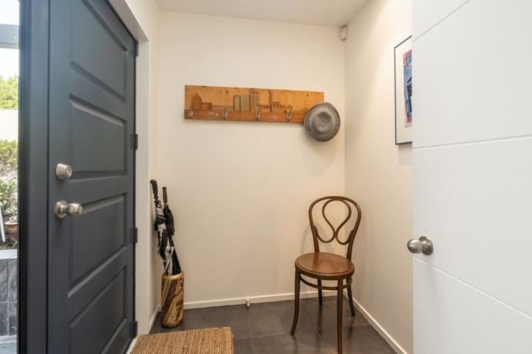 Photo of property in 7 Semaphore Close, Mount Pleasant, Christchurch, 8081