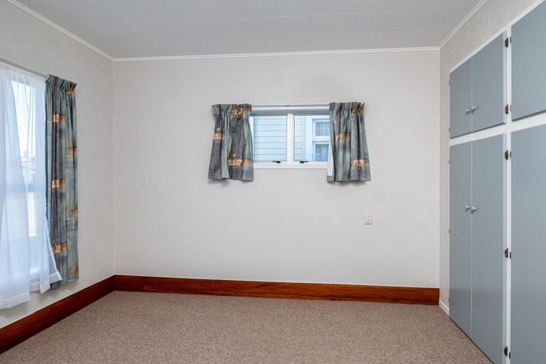 Photo of property in 247 Kahutia Street, Gisborne, 4010
