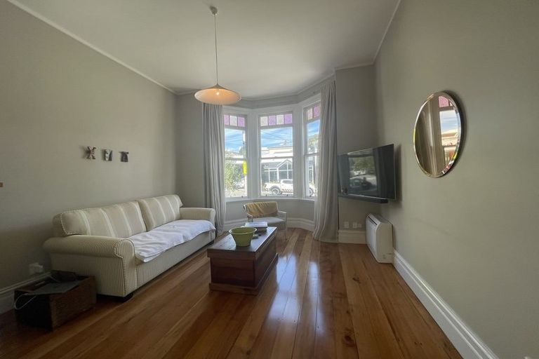 Photo of property in 15 Elizabeth Street, Mount Victoria, Wellington, 6011