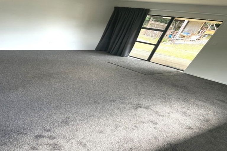 Photo of property in 11b Lucinda Place, Glen Eden, Auckland, 0602