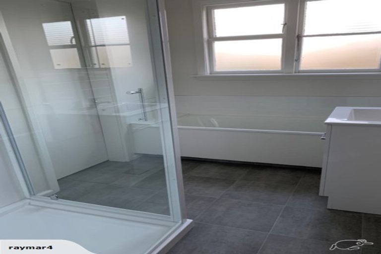 Photo of property in 360 Ilam Road, Bryndwr, Christchurch, 8053