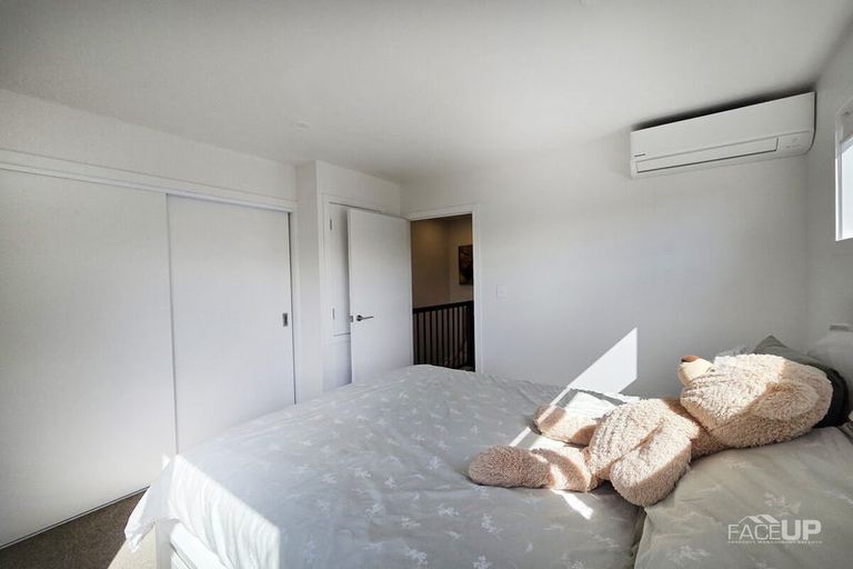 Photo of property in 8/20 Moor Avenue, Te Atatu Peninsula, Auckland, 0610