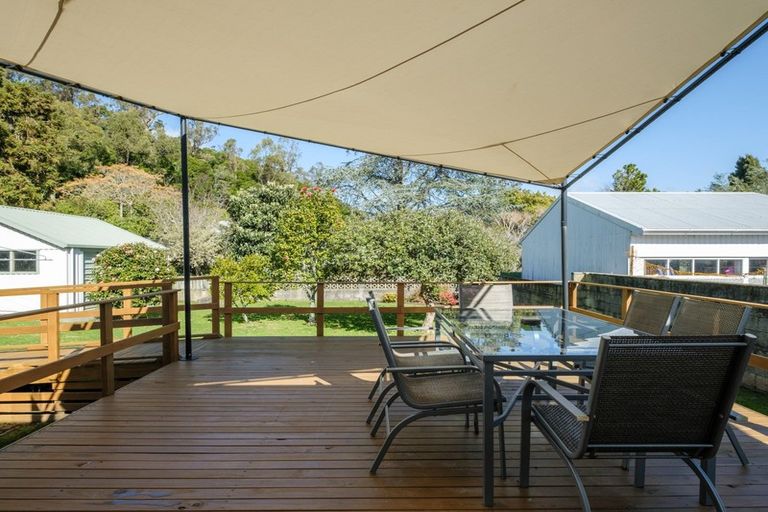Photo of property in 3 Seddon Crescent, Whataupoko, Gisborne, 4010
