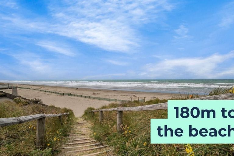 Photo of property in 2/41 Bowhill Road, New Brighton, Christchurch, 8083