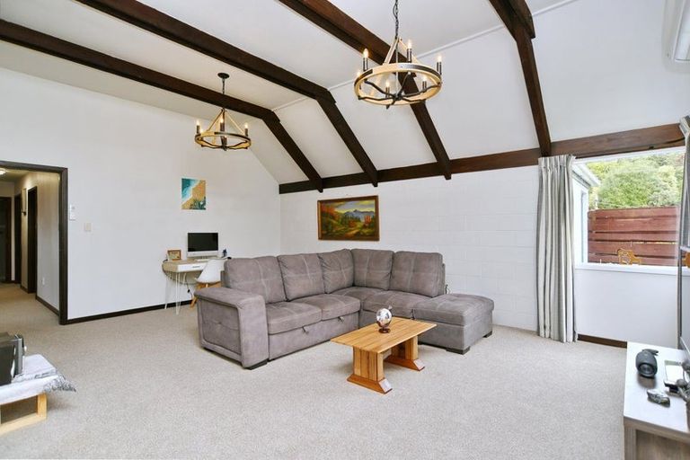 Photo of property in 2/4 Egmont Place, Bishopdale, Christchurch, 8051