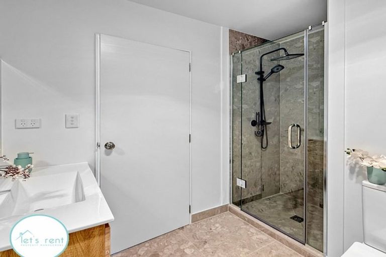 Photo of property in 6a Goodwin Drive, Rosehill, Papakura, 2113