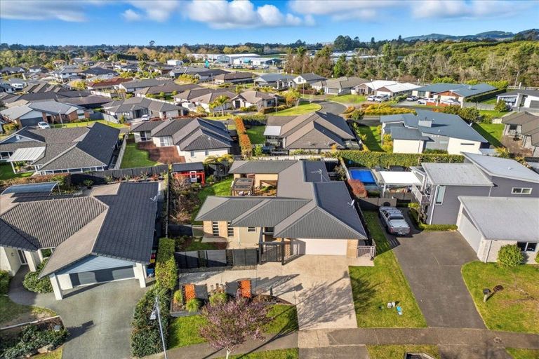 Photo of property in 8 Mortlake Heights, Pyes Pa, Tauranga, 3112