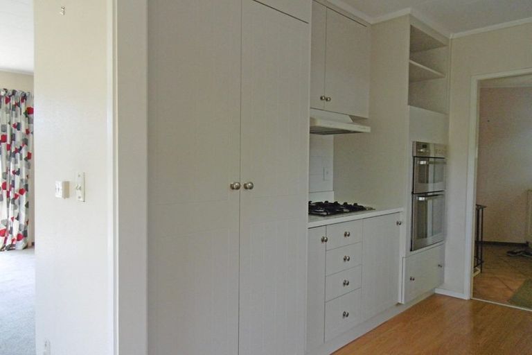 Photo of property in 2/65 Alexander Avenue, Torbay, Auckland, 0630