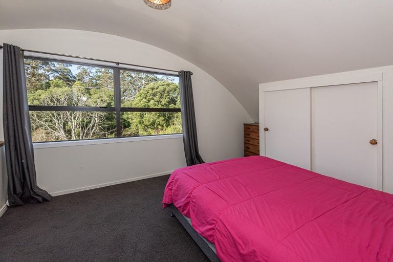 Photo of property in 307 Whananaki North Road, Opuawhanga, Hikurangi, 0181