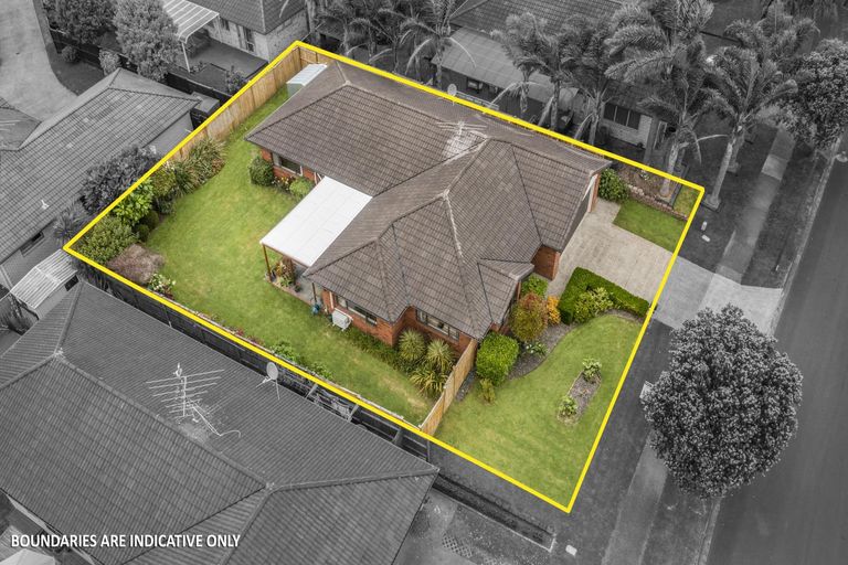 Photo of property in 45 Blackwood Drive, Wattle Downs, Auckland, 2103