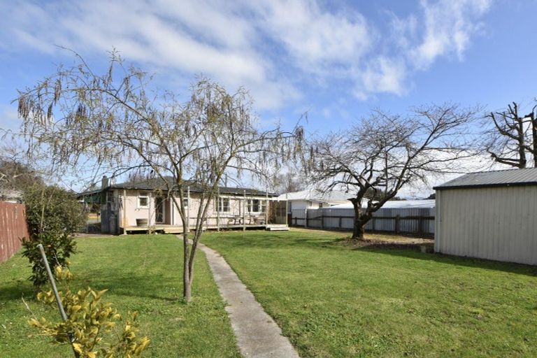 Photo of property in 2 Philip Street, Carterton, 5713