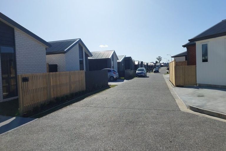 Photo of property in 10 Papaka Lane, Poike, Tauranga, 3112