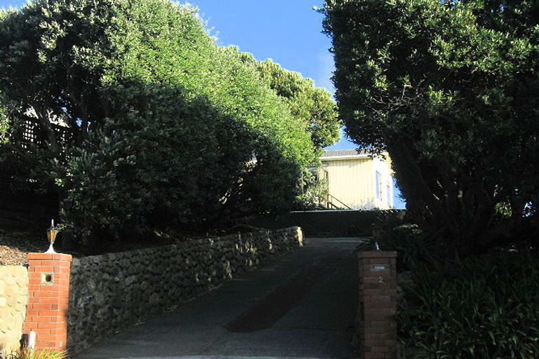 Photo of property in 2 Falla Street, Paraparaumu Beach, Paraparaumu, 5032