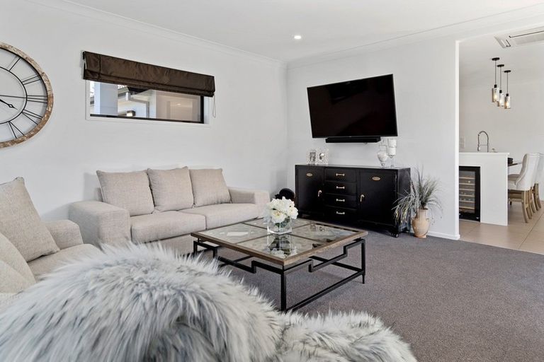 Photo of property in 144 Tuihana Drive, Papamoa Beach, Papamoa, 3118