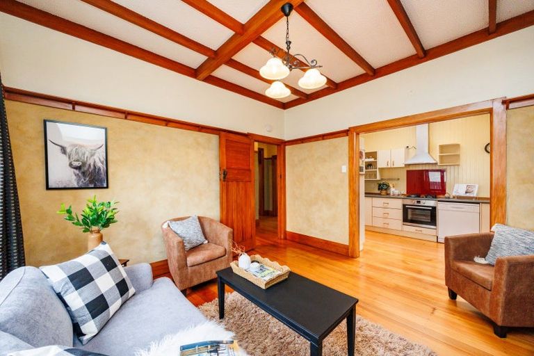 Photo of property in 8 Karamu Avenue, Takaro, Palmerston North, 4410