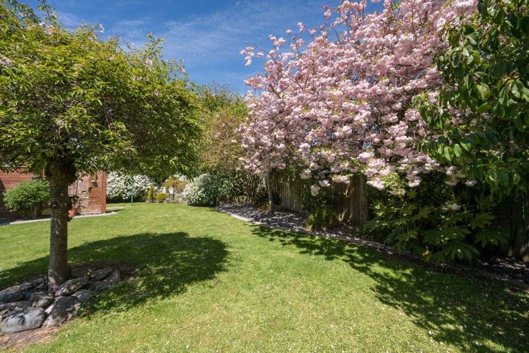 Photo of property in 8 Aspen Place, Stoke, Nelson, 7011