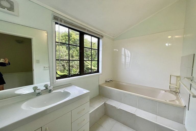 Photo of property in 61 West Hoe Heights, Orewa, 0931