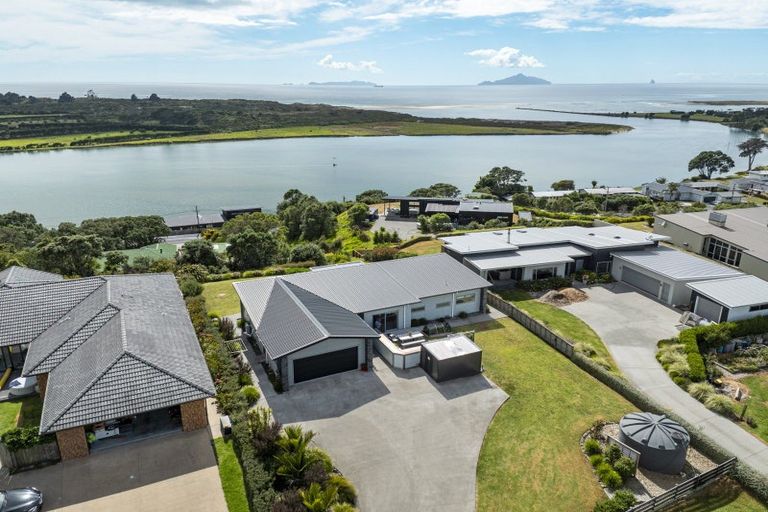 Photo of property in 11c Seascape Crescent, Waipu, 0582
