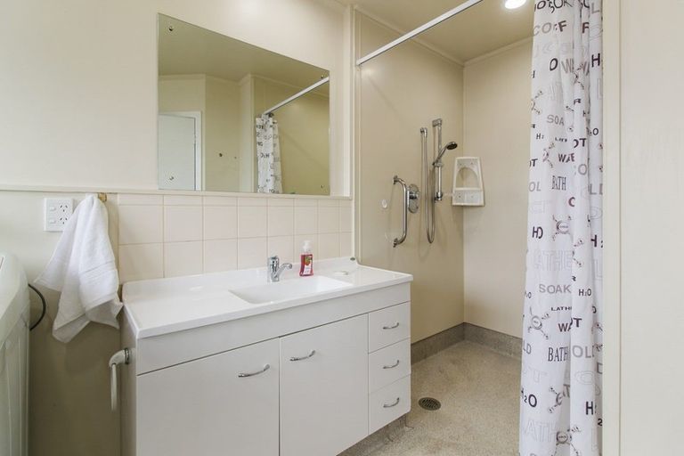 Photo of property in 25 Clyde Street, Seaview, Timaru, 7910