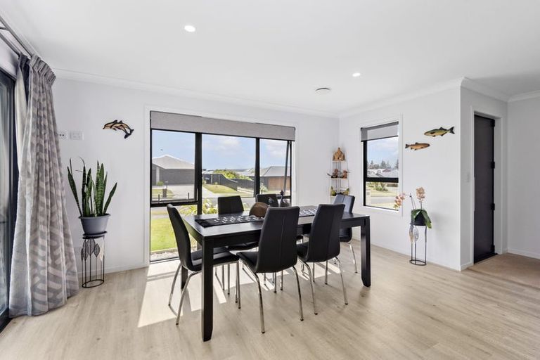 Photo of property in 14 Windermere Drive, Te Awamutu, 3800