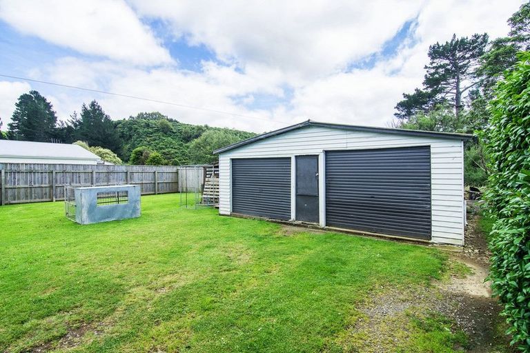 Photo of property in 30 Bridge Street, Eketahuna, 4900