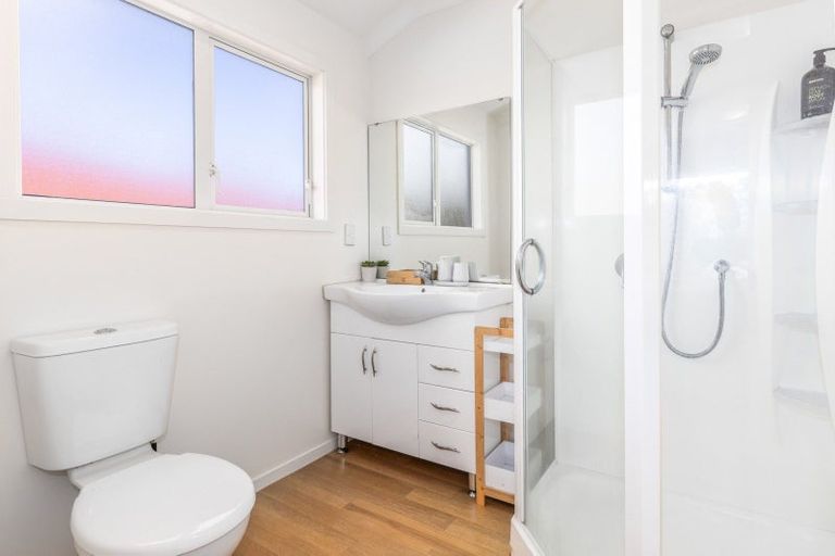 Photo of property in 47 Te Puia Drive, Aotea, Porirua, 5024