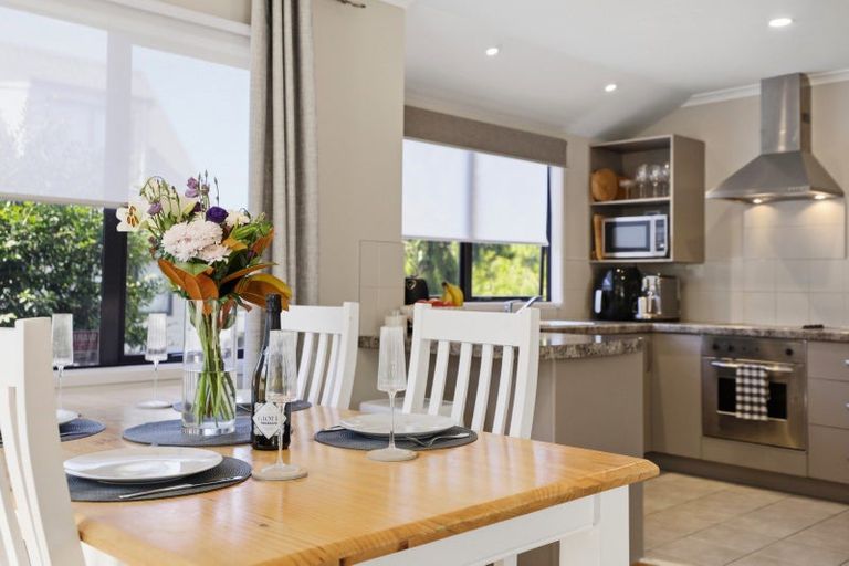 Photo of property in 27 Clifton Terrace, Brookfield, Tauranga, 3110