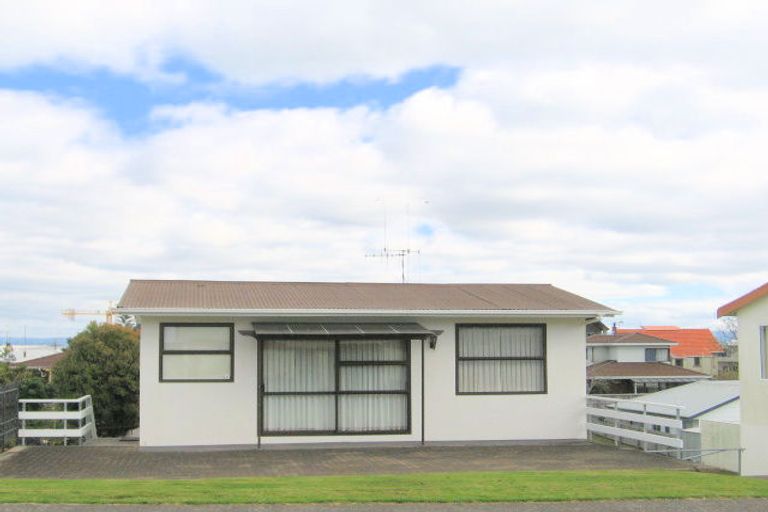 Photo of property in 38 Oceanview Road, Mount Maunganui, 3116