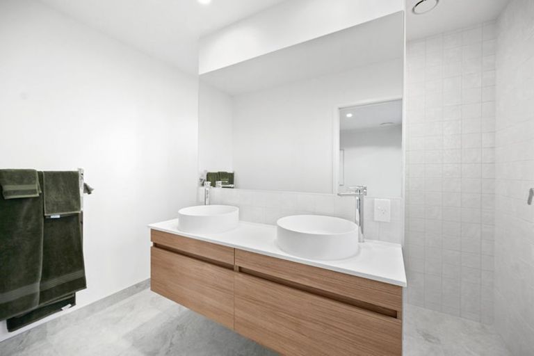 Photo of property in 9 Rose Leigh Drive, Cambridge, 3434