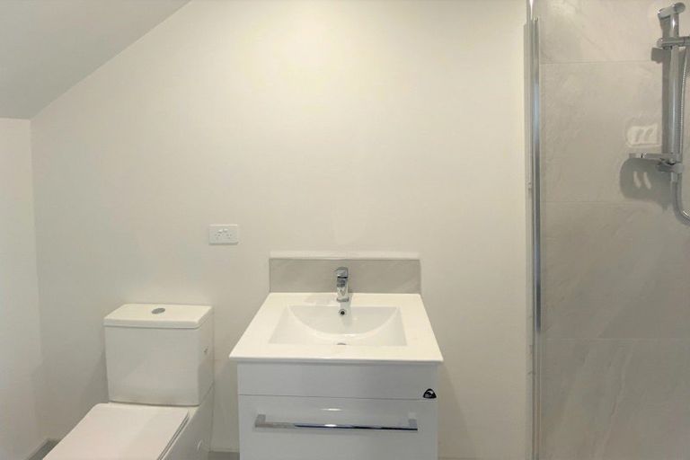 Photo of property in 2/55 Mathesons Road, Phillipstown, Christchurch, 8011