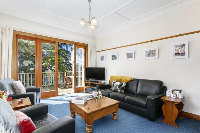 Photo of property in 30 Stonelaw Terrace, Maori Hill, Dunedin, 9010