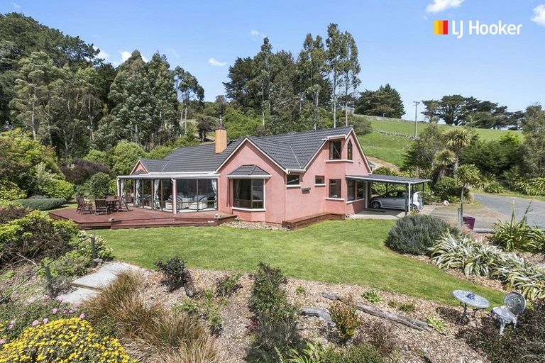 Photo of property in 979 Highcliff Road, Highcliff, Dunedin, 9077