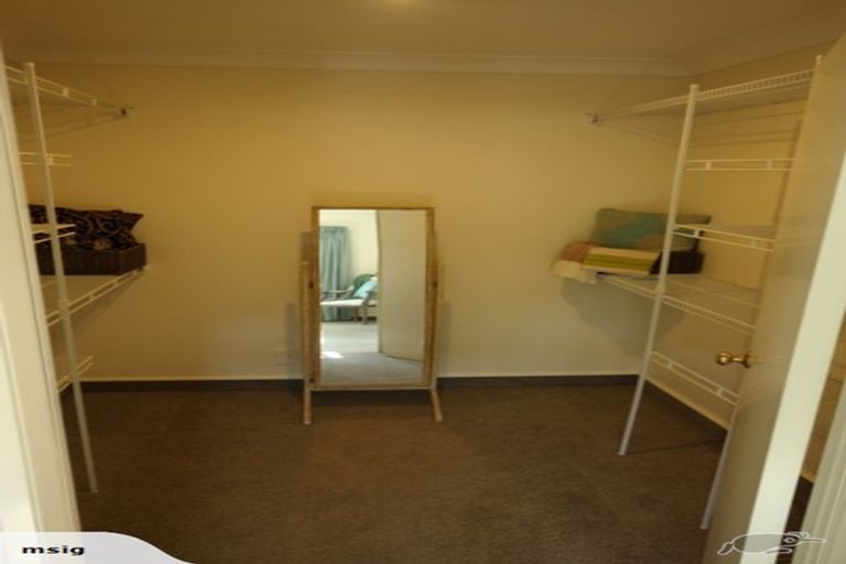 Photo of property in 393 Te Moana Road, Waikanae, 5036