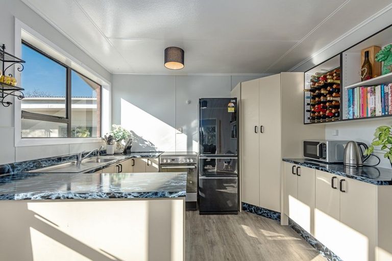 Photo of property in 12a Russell Street, Feilding, 4702