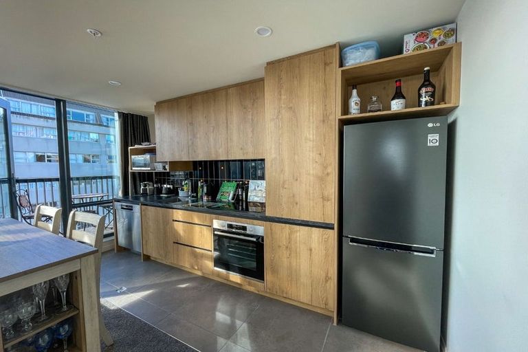 Photo of property in 1002/212 Willis Street, Te Aro, Wellington, 6011